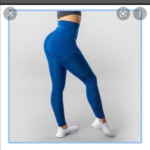 Alphalete Sonic Blue leggings